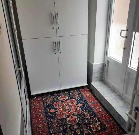 ペンション Saidjanov Hostel