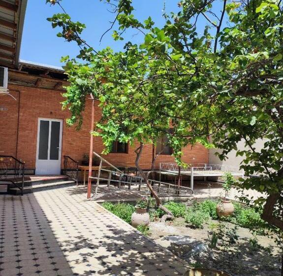 膳宿费 Saidjanov Hostel