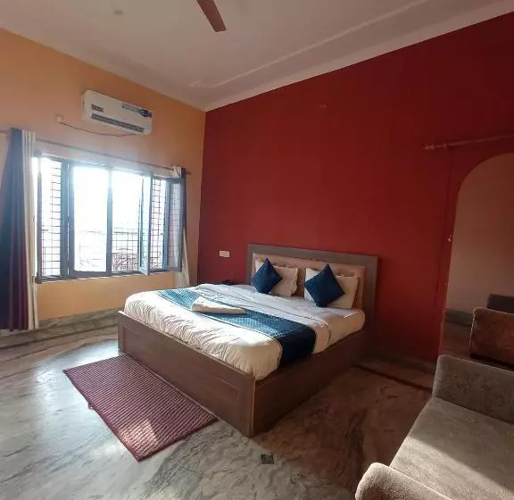 Siddhi Vinayak Hotel And Banquet