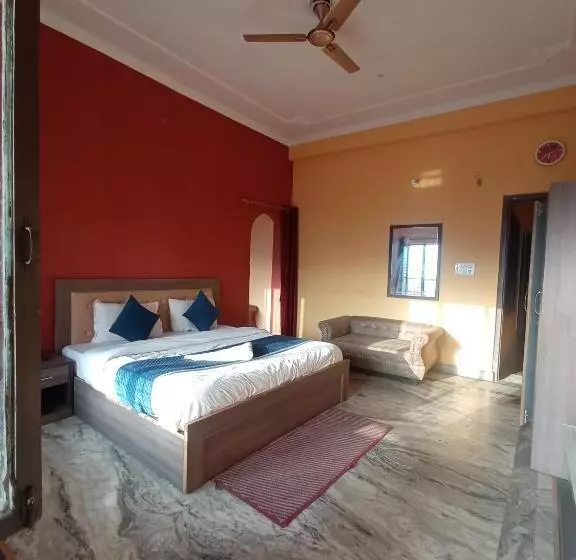 Siddhi Vinayak Hotel And Banquet