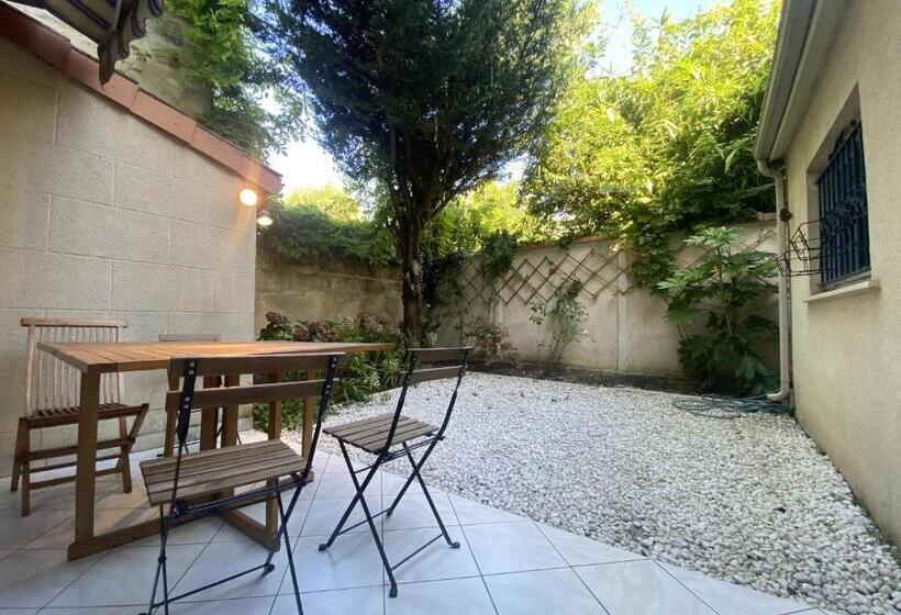 Aamiaismajoitus (B&B) Chambre Avec Sdb Et Petit Déjeuner Aux Chartrons