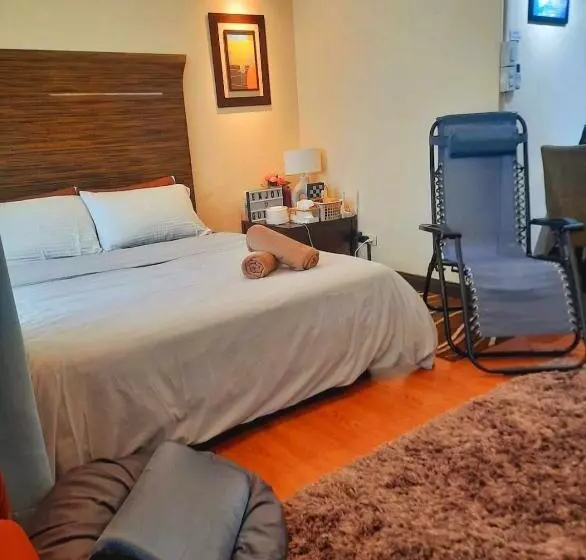 ベッドアンドブレックファースト Cozy Hotel Room With Bath Tub And Free Pool Access