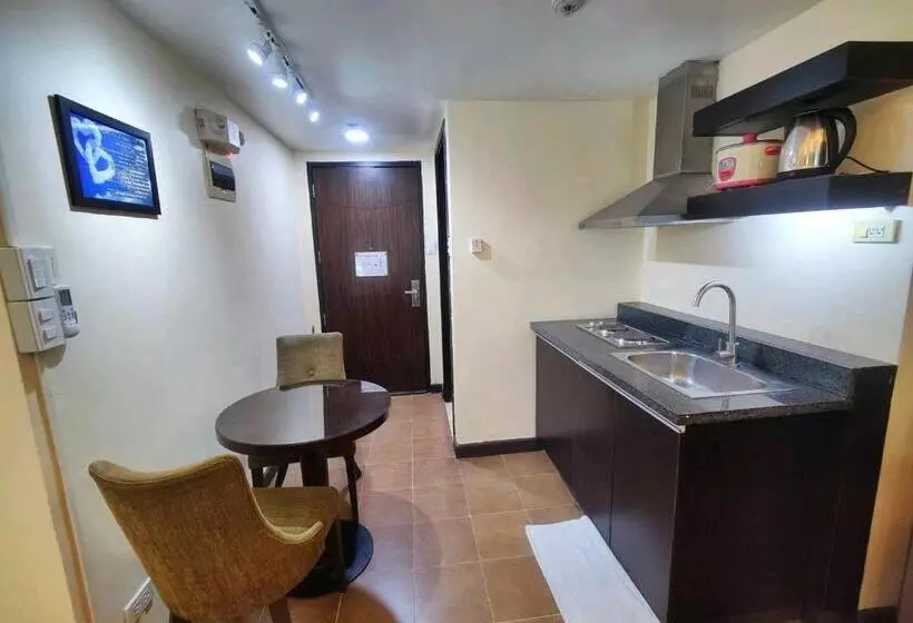 ベッドアンドブレックファースト Cozy Hotel Room With Bath Tub And Free Pool Access