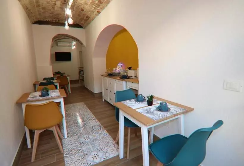 Aamiaismajoitus (B&B) La Dimora Del Generale