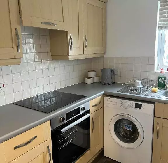 ベッドアンドブレックファースト Elegant 3 Bedroom Apt With En Suite And Shared Amenities With Free Wi Fi