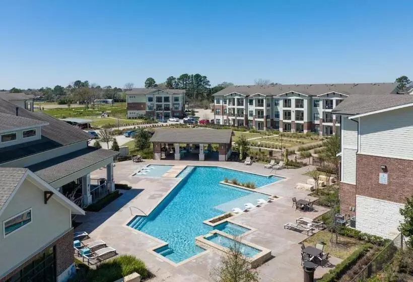 Barsala At Falcon Grand Harbor Apartments
