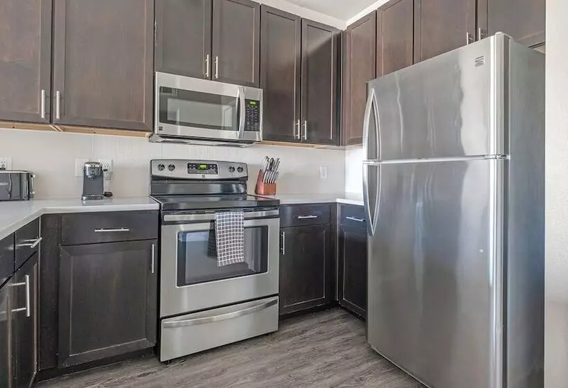 Barsala At Falcon Grand Harbor Apartments