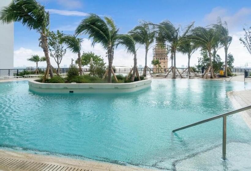 هتل Gale Miami Junior Double Suite With Balcony