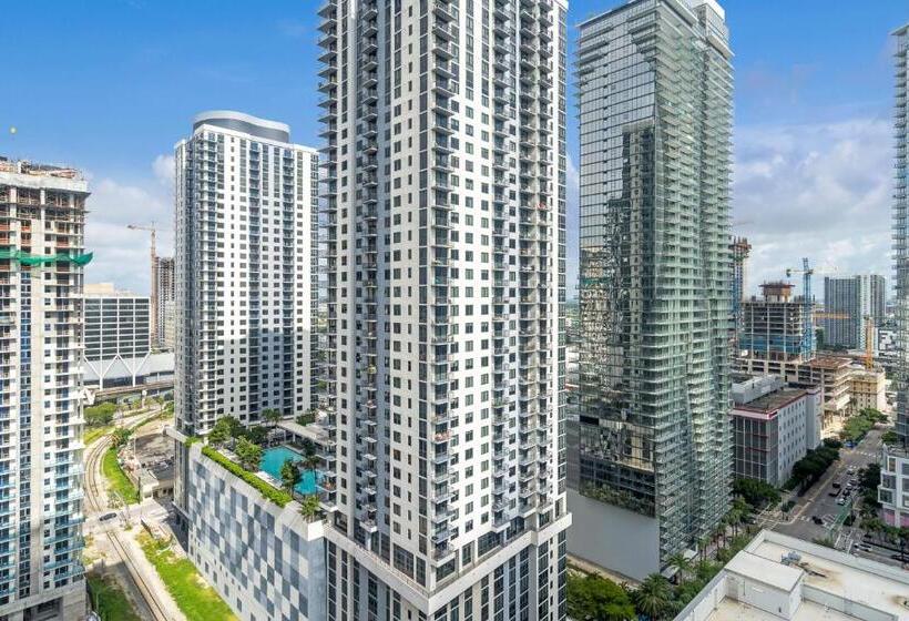 هتل Gale Miami Junior Double Suite With Balcony