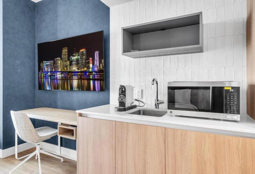 هتل Gale Miami Junior Double Suite With Balcony