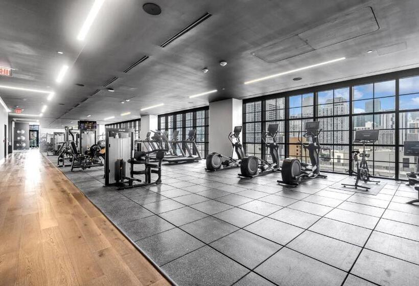 هتل Gale Miami Junior Double Suite With Balcony