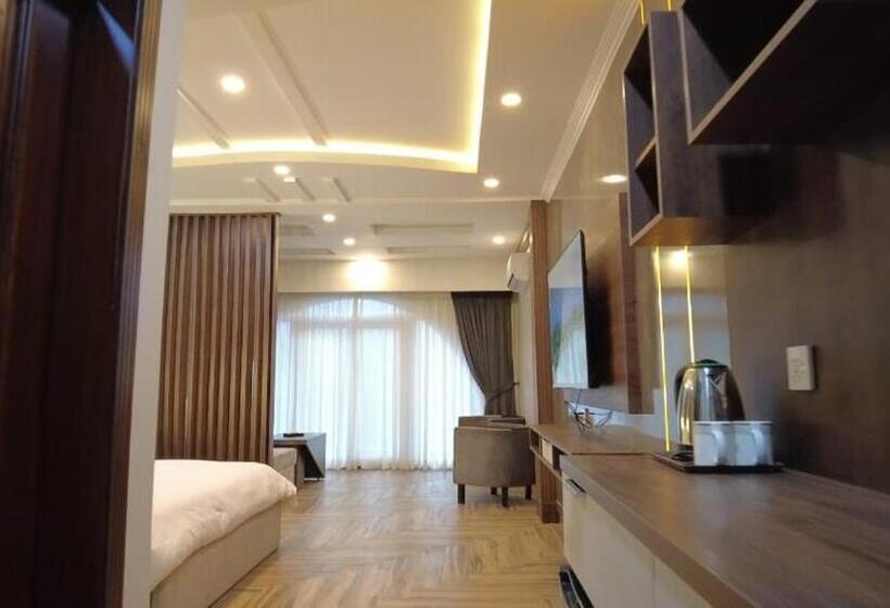 هتل Paradiso La Montana