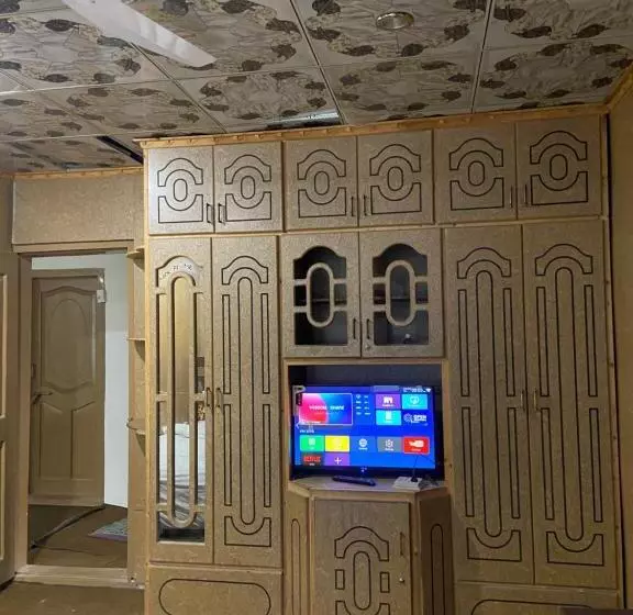 پانسیون Dost Guest House