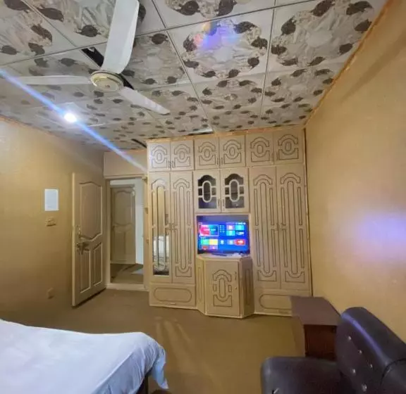 پانسیون Dost Guest House