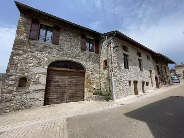 Majatalo Gîte Du Château De Treffort