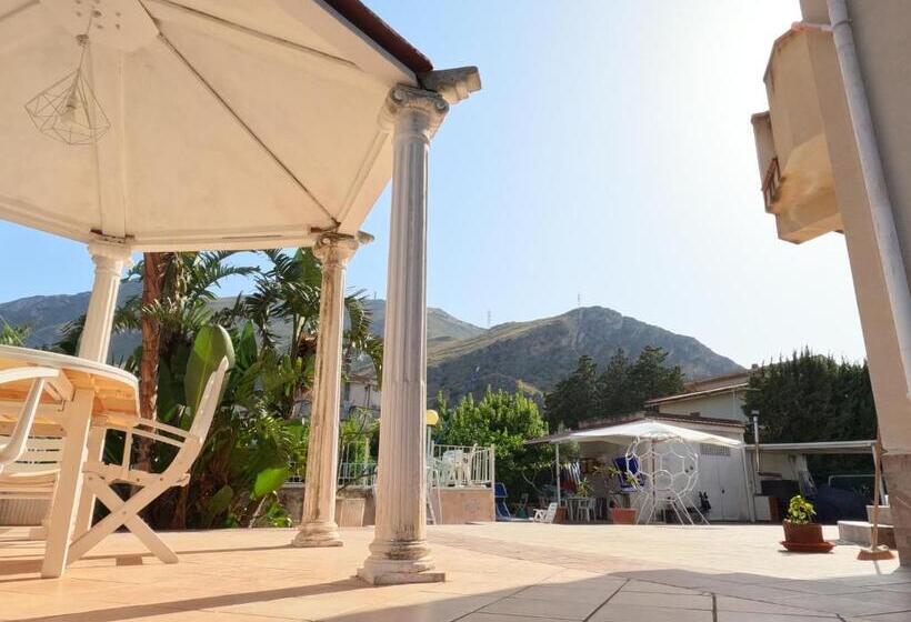 پانسیون Villa Esperide