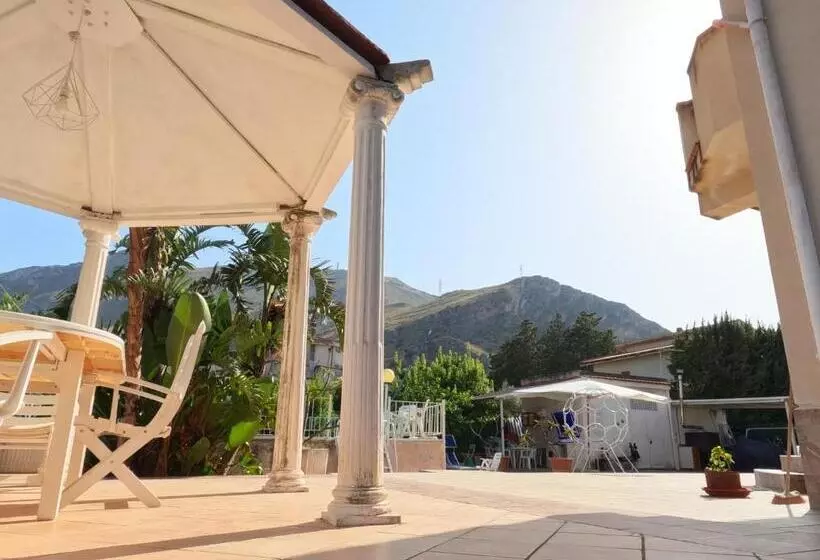 پانسیون Villa Esperide
