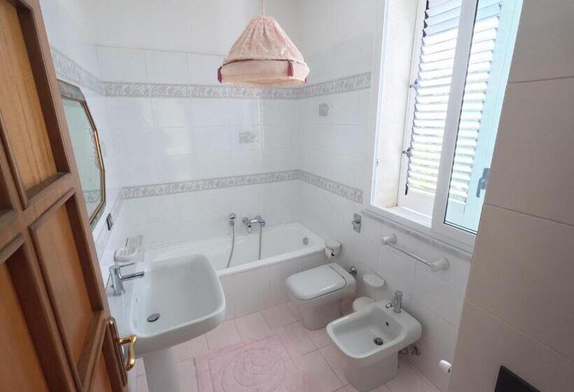 پانسیون Villa Esperide