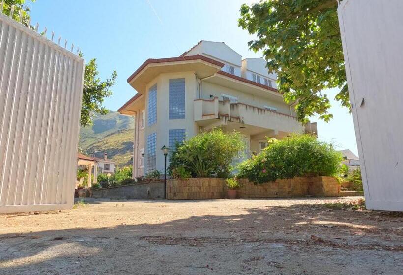 پانسیون Villa Esperide