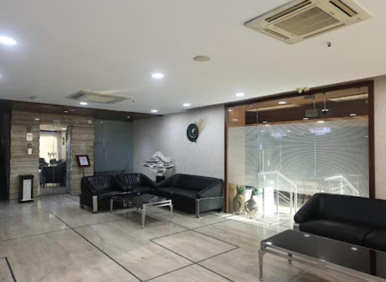 Sn Blu Hotel Panchvati Ahmedabad