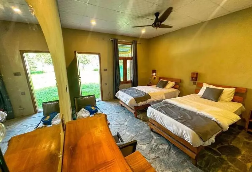 The Hermes Hotel & Backpackers Hostel
