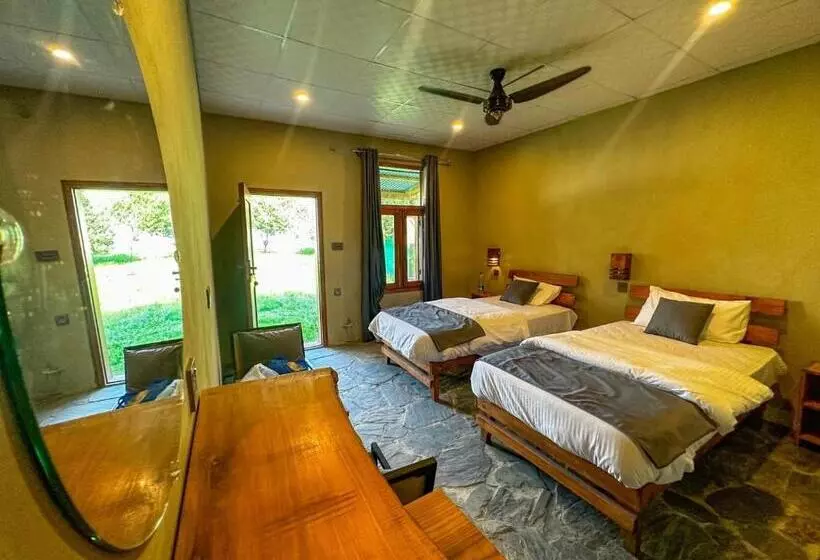 The Hermes Hotel & Backpackers Hostel