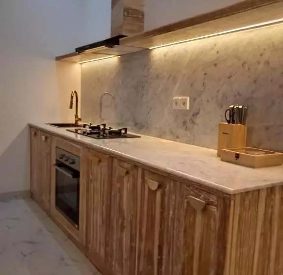 Villa Emas Mulia Uluwatu Luxury Room 2