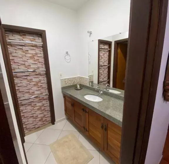 ユースホステル Casarão Coimbra Pousada Colonial