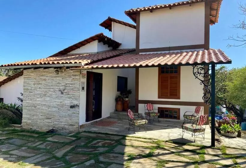ユースホステル Casarão Coimbra Pousada Colonial