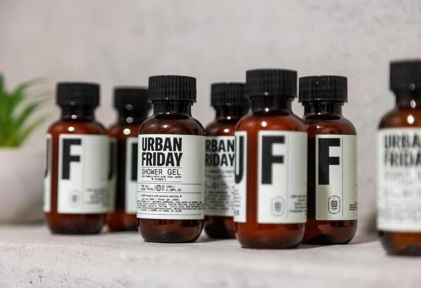 Amar Design Hotel By Hmg