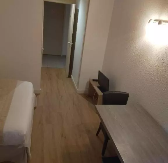 ベッドアンドブレックファースト Chez Yves , 200 M Du Canal , 7 Min De Golfech , Parking Privé Et Gratuit , Rangement Vélo Fermés