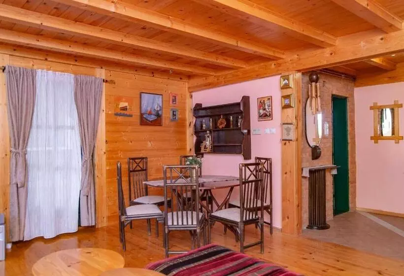 تختخواب و صبحانه U Drvo Zlatibor Vodice