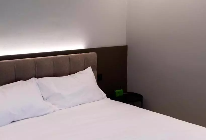 Arbed Living Hotel   Supercharger