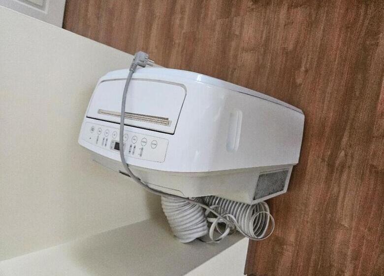 ホテル Kadirin Yeri