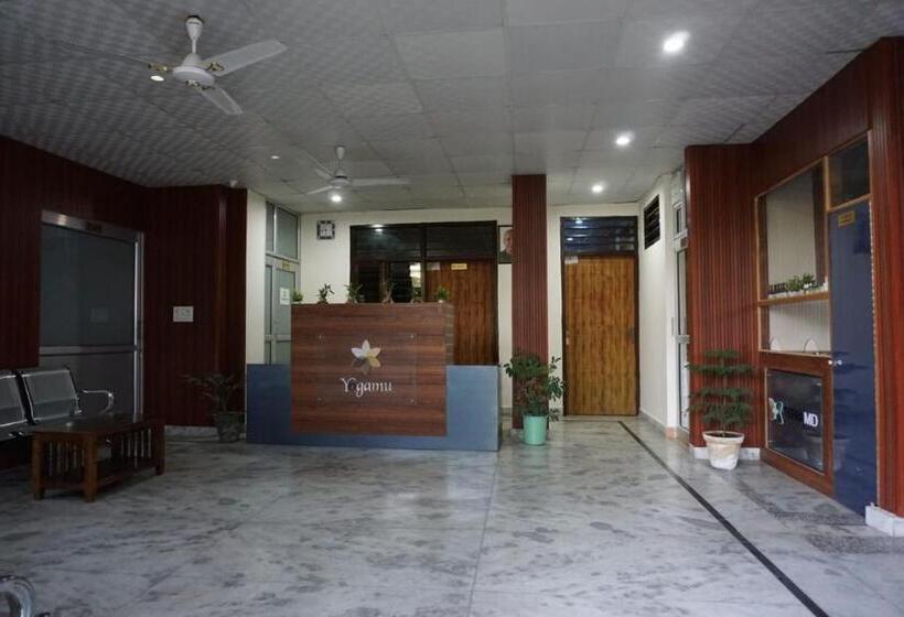 هتل Yogamu India