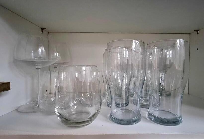 بنسيون Big Double Room, 20 Mins To London