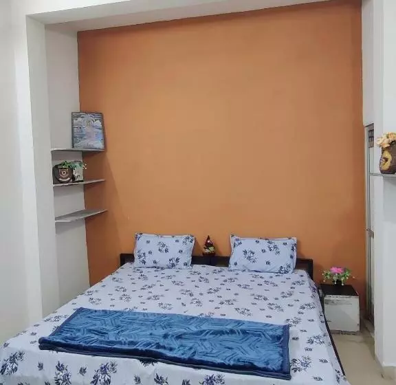 ペンション Krishnaalay Guest House