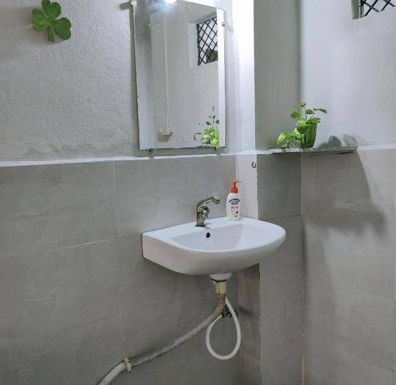 پانسیون Krishnaalay Guest House