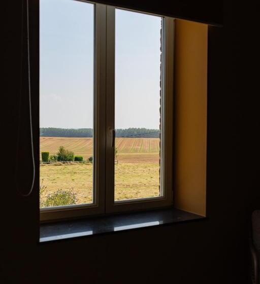 پانسیون Manoir Du Moulin