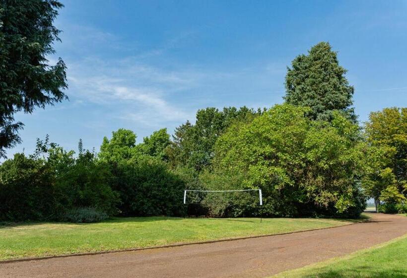 پانسیون Manoir Du Moulin