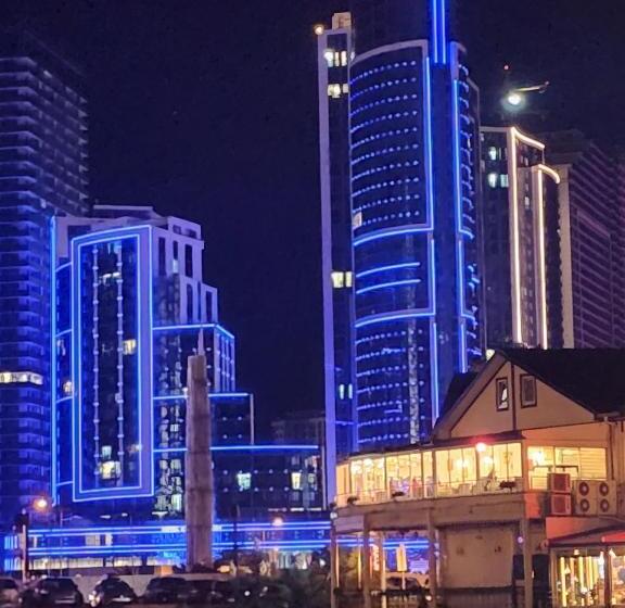 Sea View Plaza Batumi Centre