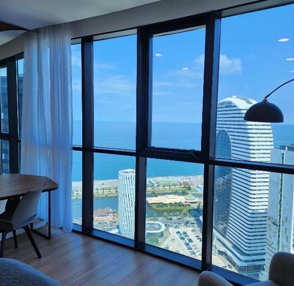 Sea View Plaza Batumi Centre