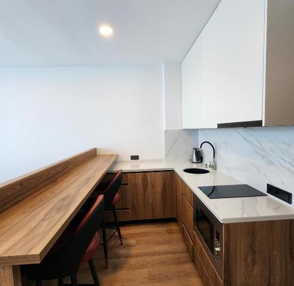 Sea View Plaza Batumi Centre