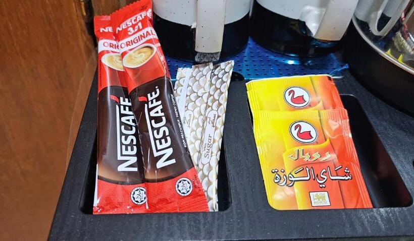 استديو الدمام حي النور دخـول ذاتي   الفيروز الفندقية