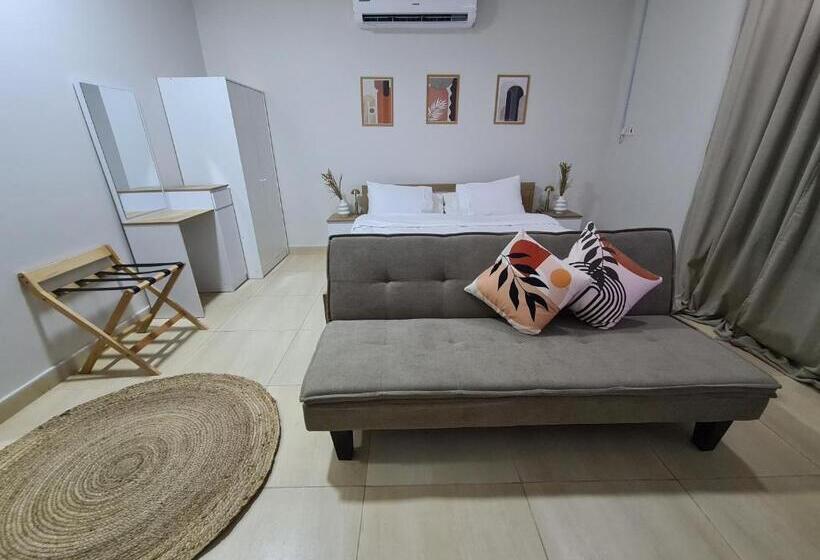 استديو الدمام حي النور دخـول ذاتي   الفيروز الفندقية