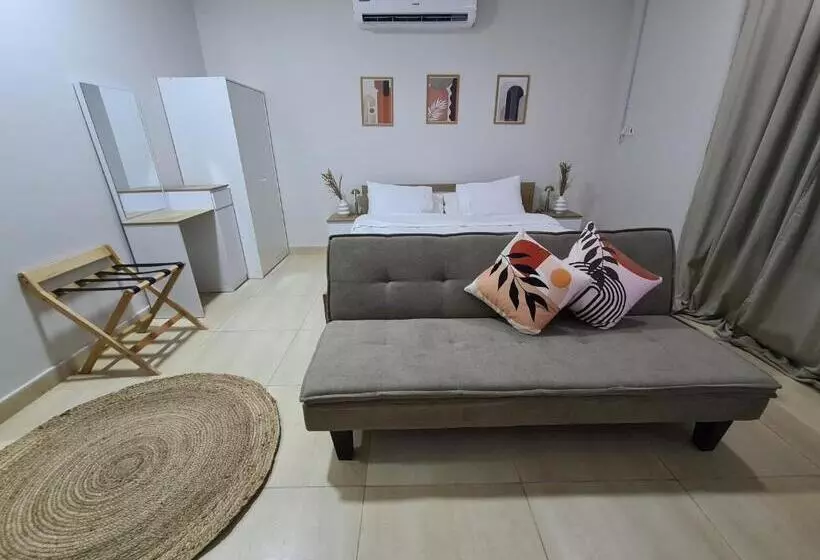 استديو الدمام حي النور دخـول ذاتي   الفيروز الفندقية