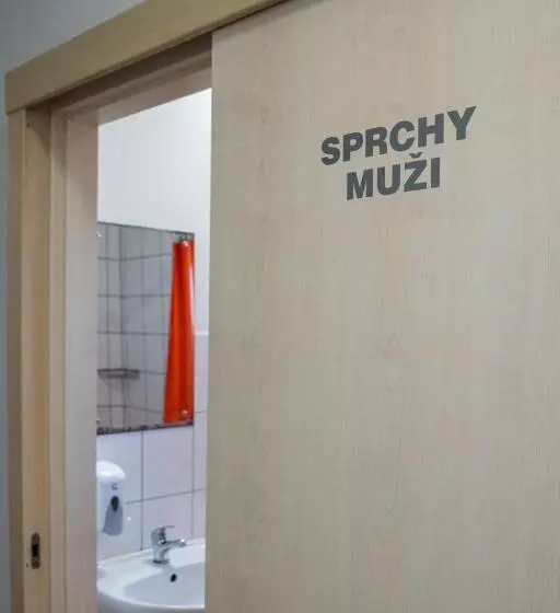 ユースホステル Ubytovna Koněšín