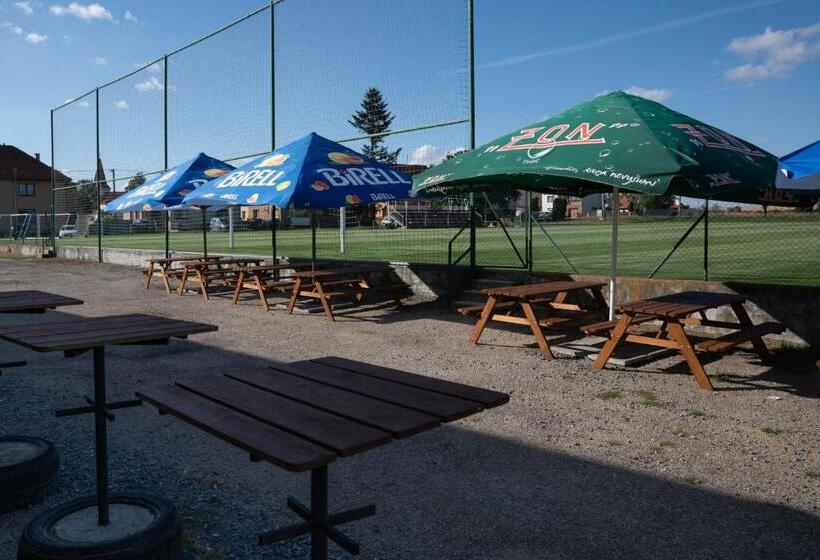 호스텔 Ubytovna Koněšín