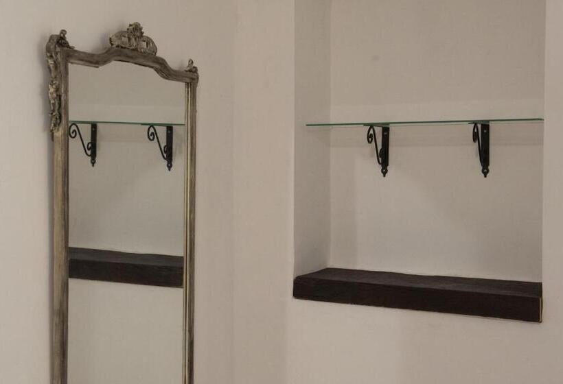 Bed and Breakfast Al Borgo Maison