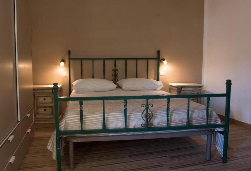 Bed and Breakfast Al Borgo Maison